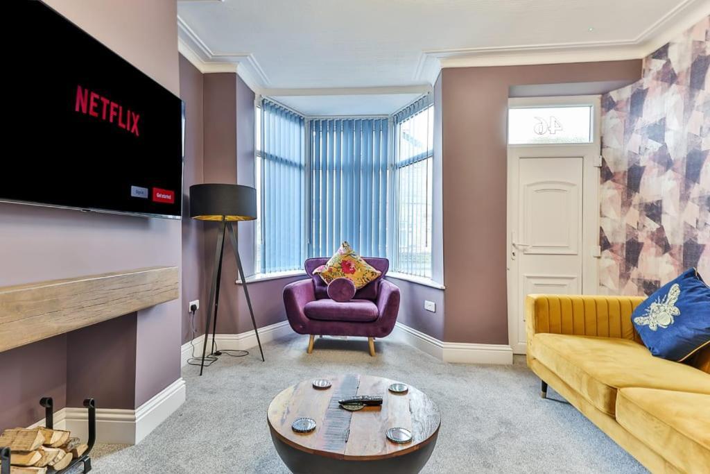 Luxury Spacious Pad With Games Room 셰필드 외부 사진